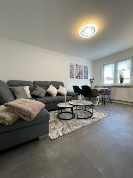 Halle  Komfortable Ferienwohnung In Halle-Kroellwitz מראה חיצוני תמונה